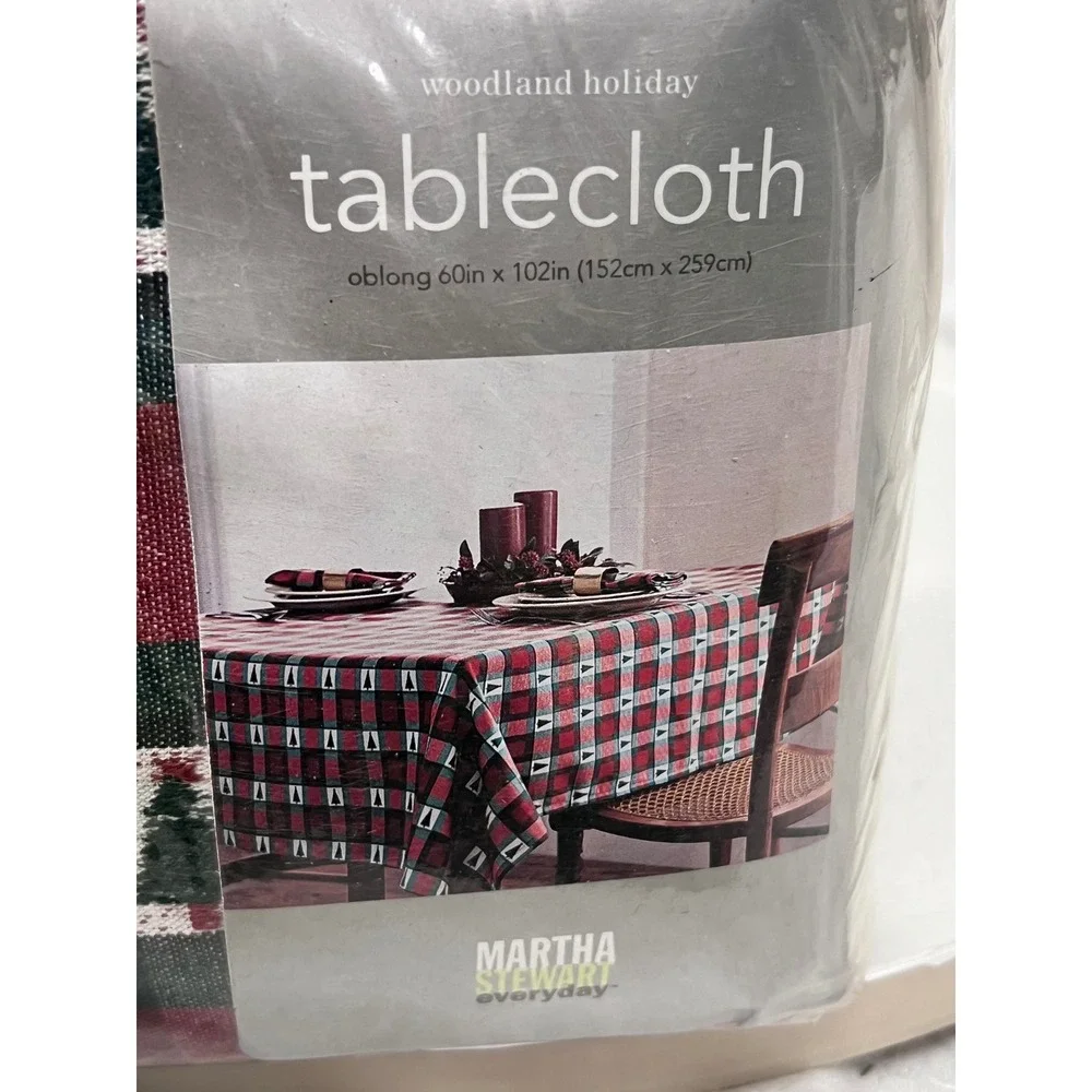 Martha Stewart Everyday Woodland Holiday Tablecloth Oblong 60x102 Red Green